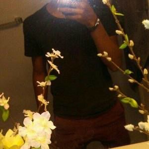 Meet your Posher, Deontae